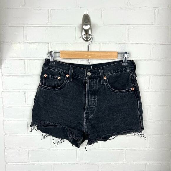 Levi’s Button Fly Black Denim Cutoff Shorts Size 25 - Picture 1 of 9